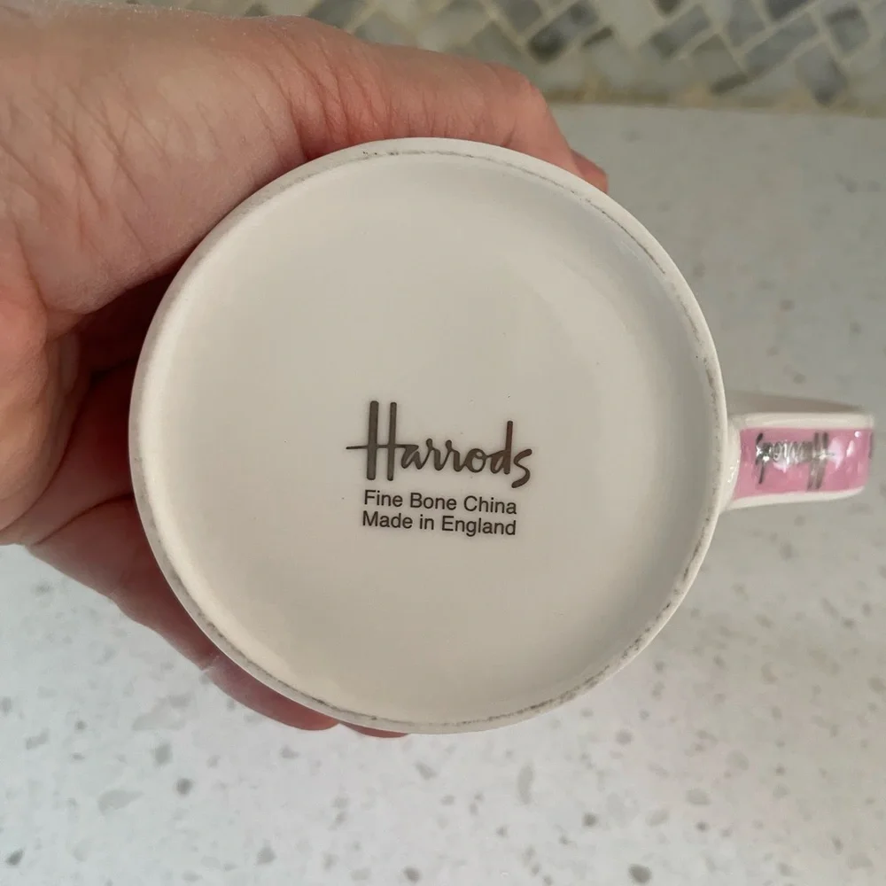 Harrods Pink Fine Bone China Mug with Script Logo - Picture 5 of 5